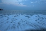 Черные пляжи Баракоа ночью выглядят еще суровей